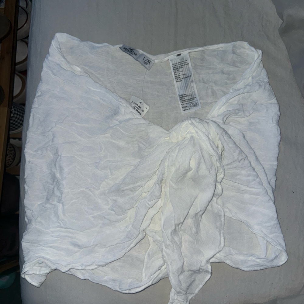 Hollister Sarong